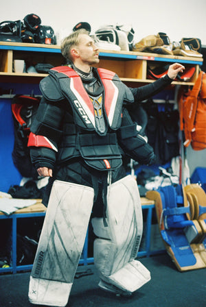 Choose the Right Hockey Equipment for Your Level